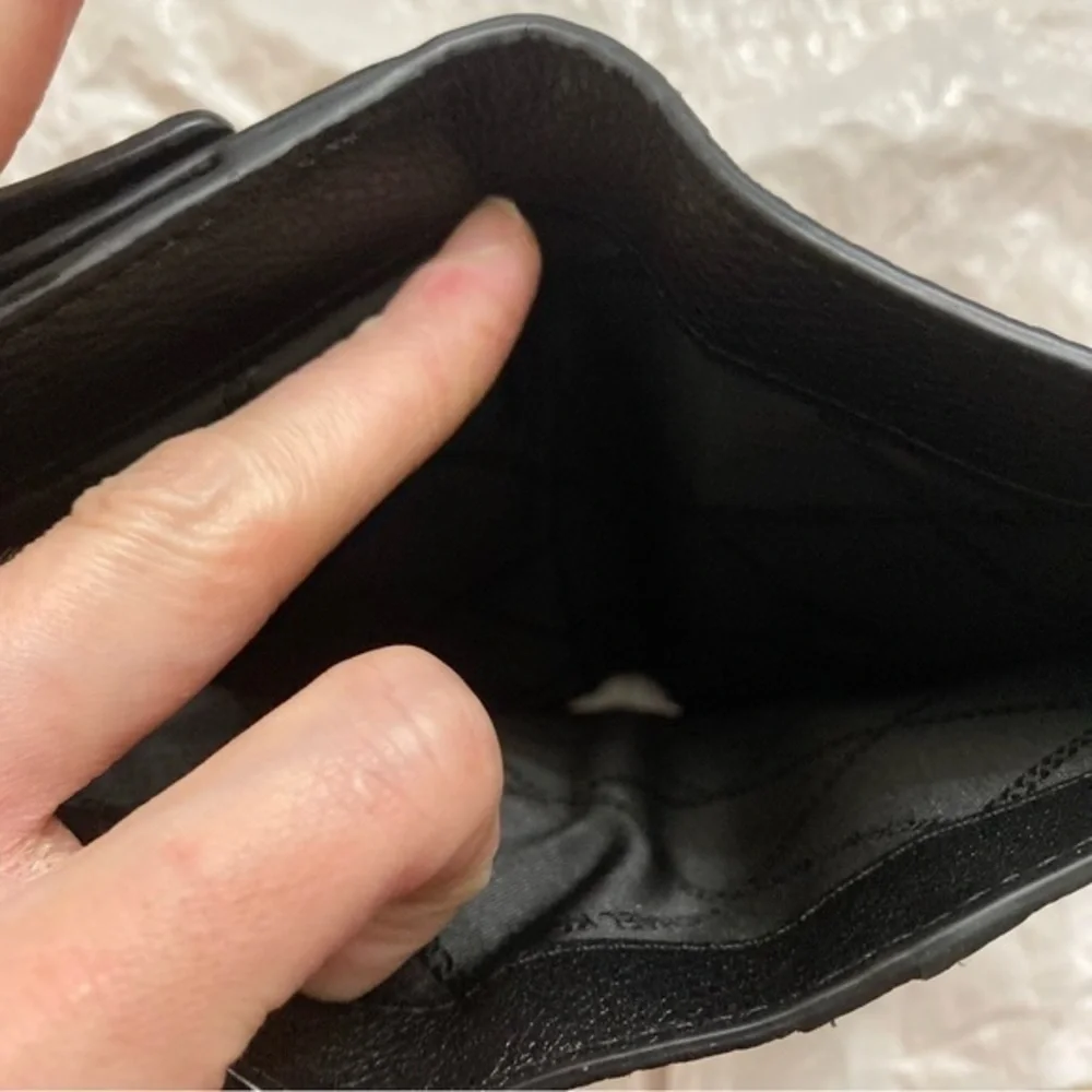 Michael Kors black leather wallet